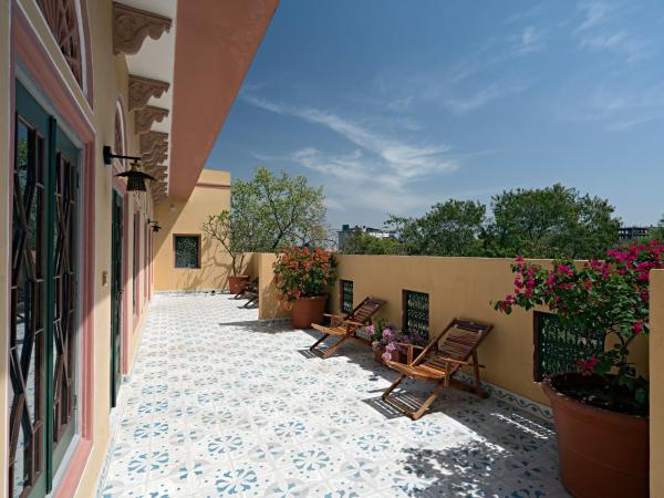 Hotel Narain Niwas Palace : photo 8 de la chambre deluxe double room- free early check in by 3 hours (subject to room availability),complimentary welcome drink,10% discount on food in imperial lancers,10% discount on spa