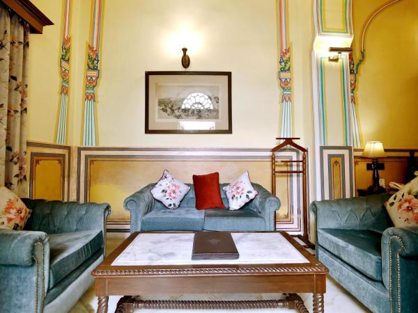 Hotel Narain Niwas Palace : photo 5 de la chambre standard double room-  free early check in by 3 hours (subject to room availability),complimentary welcome drink,10% discount on food in imperial lancers,10% discount on spa