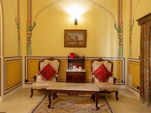 Hotel Narain Niwas Palace : photo 7 de la chambre standard double room- free early check in by 3 hours (subject to room availability),complimentary welcome drink,10% discount on food in imperial lancers,10% discount on spa