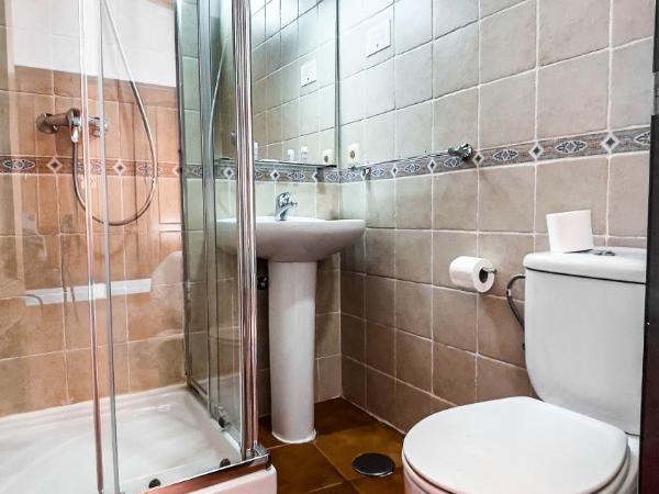 Marbella Village : photo 8 de la chambre appartement supérieur avec balcon