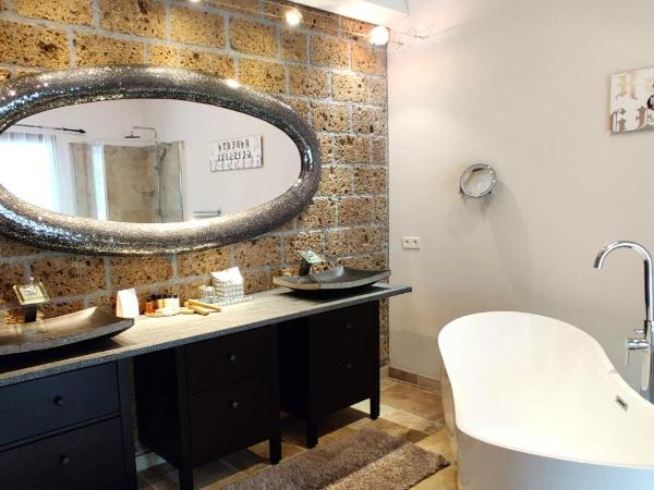 Maison Prestige Saint Tropez by Roberto Geissini : photo 7 de la chambre suite prsidentielle