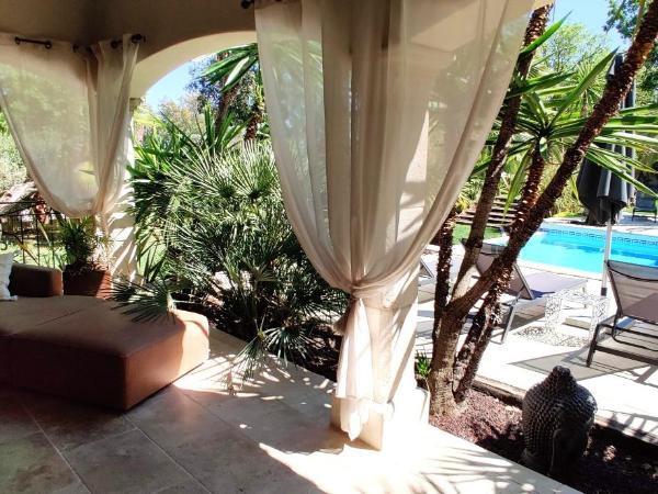 Maison Prestige Saint Tropez by Roberto Geissini : photo 9 de la chambre suite présidentielle