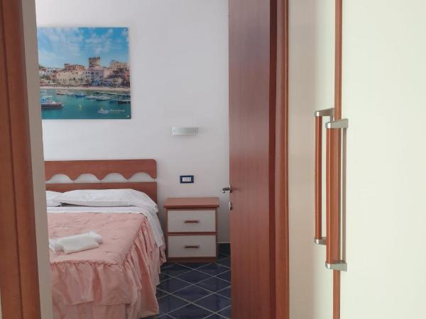 Hotel Mareluna Ischia : photo 5 de la chambre appartement avec terrasse