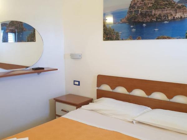 Hotel Mareluna Ischia : photo 7 de la chambre appartement - vue sur mer