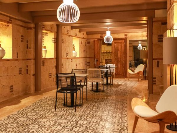 Stunning Studio Flat with Jacuzzi near Hadrian's Gate : photo 8 de la chambre studio