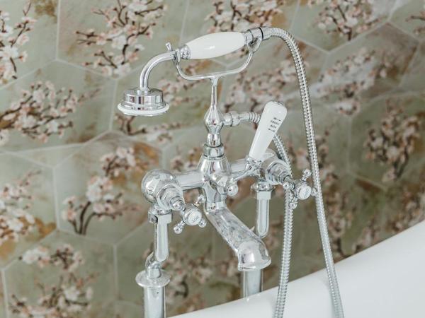 Maison Jullian : photo 10 de la chambre chambre triple - vue sur jardin