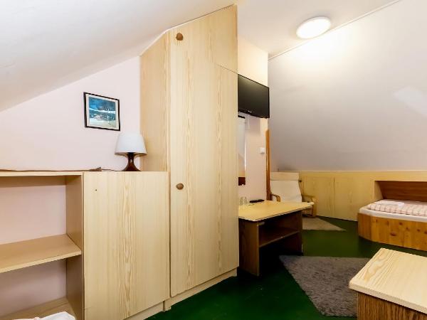 Csillagtúra Panzió : photo 2 de la chambre chambre lits jumeaux Économique