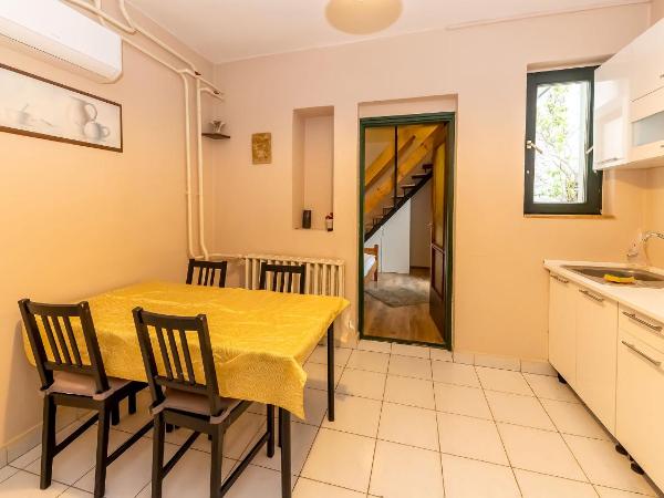 Csillagtúra Panzió : photo 2 de la chambre appartement avec balcon