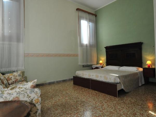 Locanda Sant'Anna Hotel : photo 3 de la chambre chambre double ou lits jumeaux