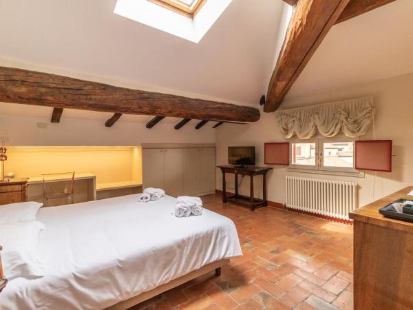 Casa Isolani - Santo Stefano : photo 4 de la chambre chambre double