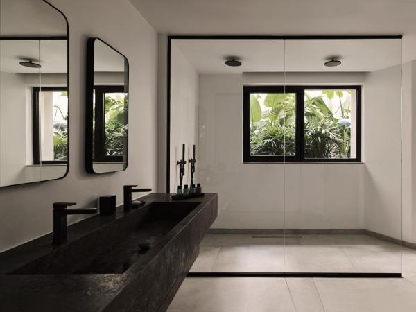 Canaves Epitome - Small Luxury Hotels of the World : photo 9 de la chambre villa 3 chambres avec ppiscine.