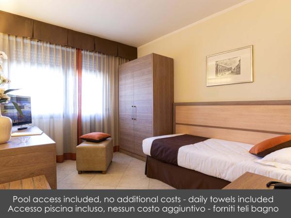 NilHotel Florence : photo 1 de la chambre chambre simple - accès piscine