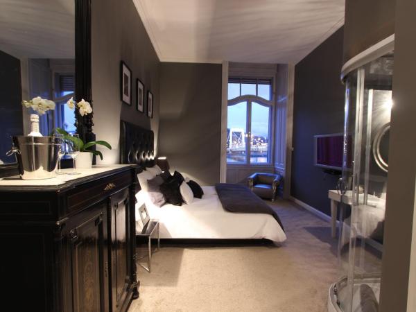 Balance Home : photo 2 de la chambre chambre lit king-size de luxe - vue sur rivière