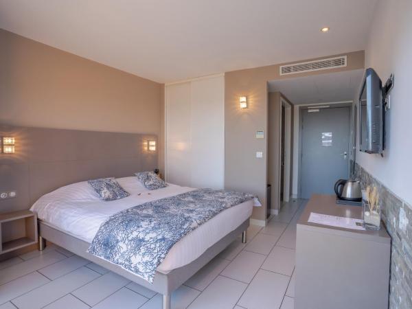 Hotel Le Grand Pavois : photo 4 de la chambre chambre double deluxe avec balcon - vue sur mer