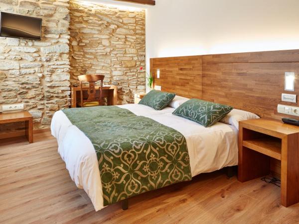 Mapoula PR Boutique : photo 1 de la chambre chambre double - vue sur rue