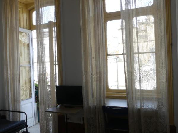 Pensão Santa Cruz : photo 2 de la chambre chambre double avec salle de bains privative