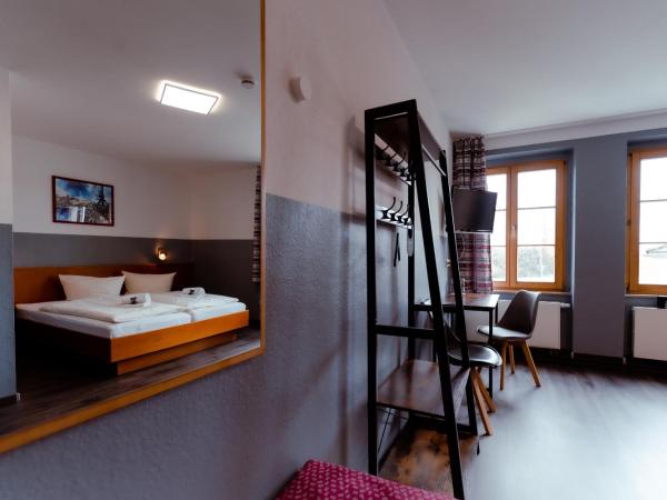 Restaurant und Pension Alberthafen : photo 5 de la chambre appartement 2 chambres