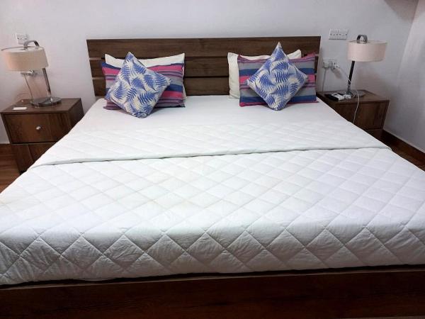 Easy Stay Residence : photo 2 de la chambre chambre double avec balcon - vue partielle sur mer