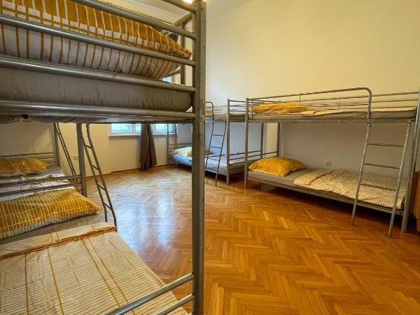 Centrum Hostel : photo 1 de la chambre dortoir mixte