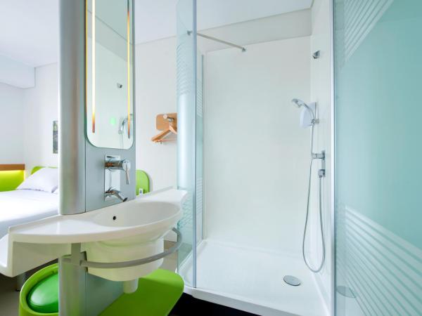 Ibis Budget Jakarta Daan Mogot : photo 6 de la chambre chambre standard avec 1 lit double