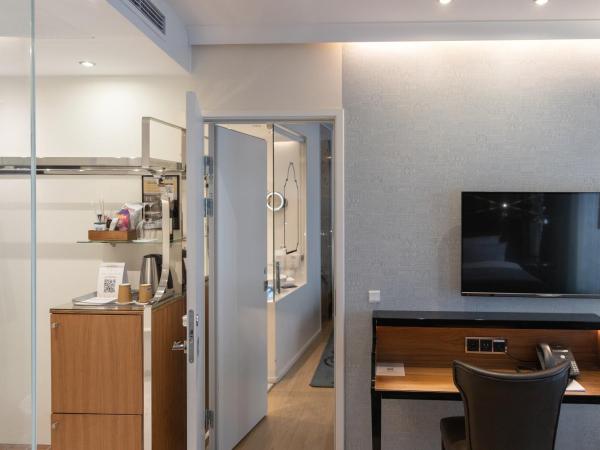 Tivoli Hotel : photo 9 de la chambre grande chambre familiale (4 adultes + 1 enfant)