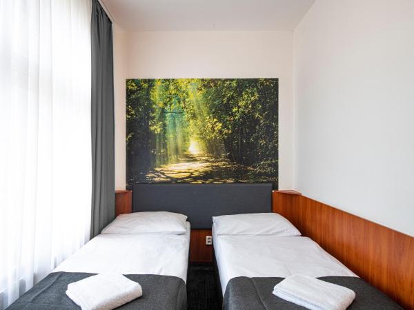 Hotel Zlatá Váha : photo 2 de la chambre chambre double classique