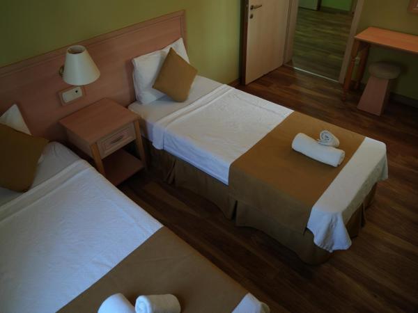 EXEN BY WEEKEND : photo 9 de la chambre chambre triple confort