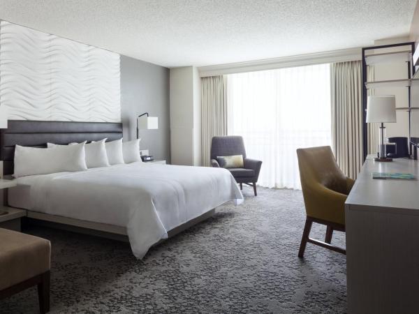Fort Lauderdale Marriott North : photo 1 de la chambre chambre lit king-size