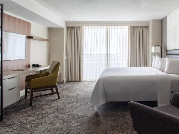 Fort Lauderdale Marriott North : photo 7 de la chambre suite 1 chambre avec 1 lit king-size - niveau concierge - Étage supérieur