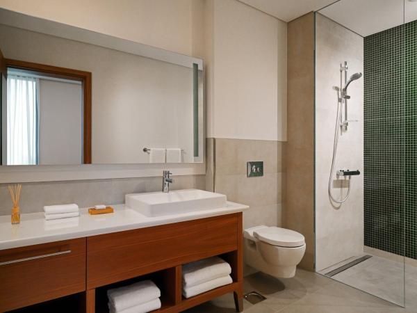 Element Me'aisam, Dubai : photo 4 de la chambre studio apartment – king bed (complimentary breakfast & shuttle to sobha realty metro station, jbr beach & mall of the emirates)