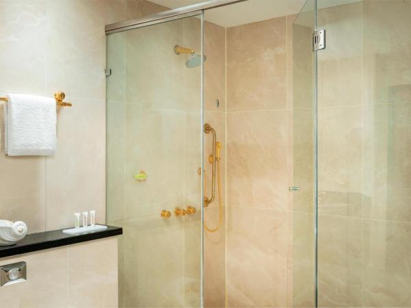 Le Meridien Fairway : photo 6 de la chambre suite exécutive 1 chambre - accès/transferts gratuits espace piscine meridien dubai hotel & conference, 30 % de réduction tous bar/restaurants