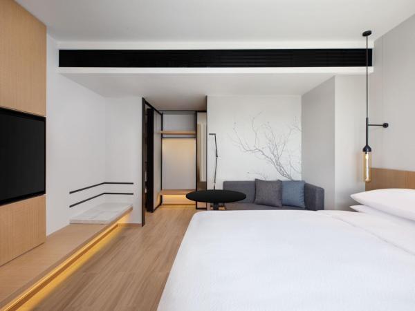 Fairfield by Marriott Hangzhou Xihu District : photo 1 de la chambre chambre lit king-size deluxe - vue sur ville