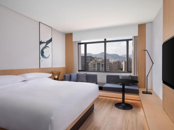 Fairfield by Marriott Hangzhou Xihu District : photo 1 de la chambre chambre lit king-size supérieure - vue sur ville