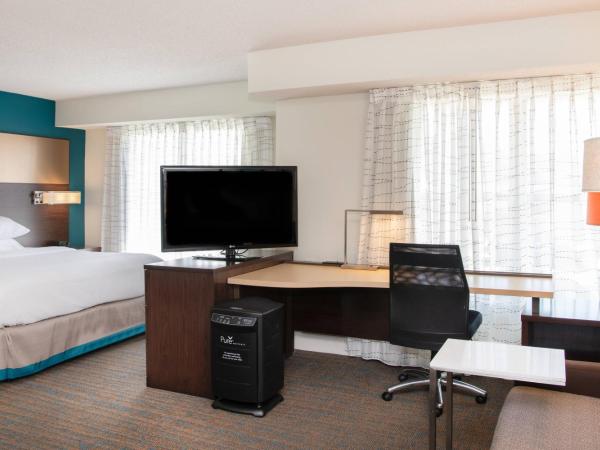 Residence Inn by Marriott Jacksonville Butler Boulevard : photo 1 de la chambre king studio suite with sofa bed - allergy friendly