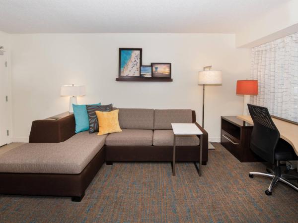 Residence Inn by Marriott Jacksonville Butler Boulevard : photo 2 de la chambre studio lit king-size avec canapé-lit