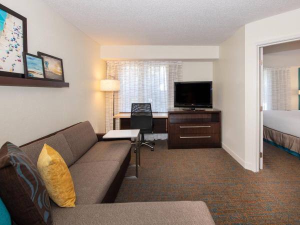 Residence Inn by Marriott Jacksonville Butler Boulevard : photo 1 de la chambre suite 1 chambre lit king-size avec canapé-lit