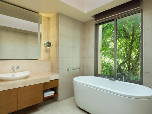 The Westin Siray Bay Resort & Spa, Phuket : photo 5 de la chambre villa sala 3 chambres avec petite piscine - vue sur mer