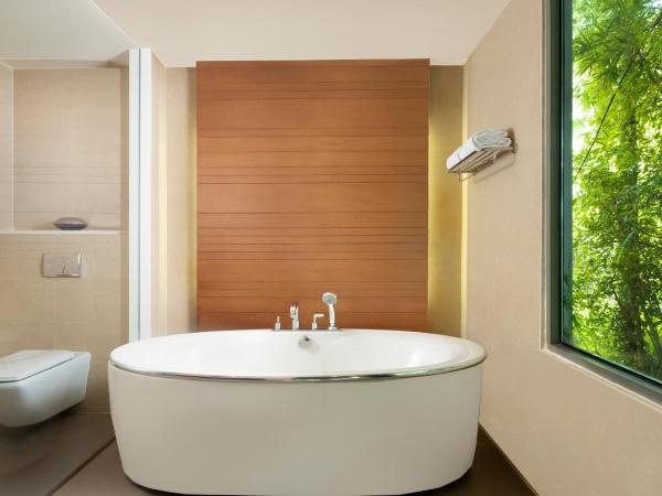The Westin Siray Bay Resort & Spa, Phuket : photo 5 de la chambre villa 1 chambre lit king-size plus spacieuse - vue sur océan