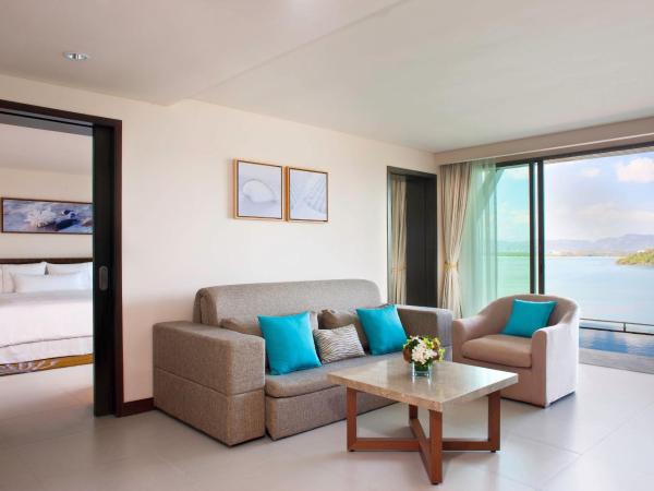 The Westin Siray Bay Resort & Spa, Phuket : photo 2 de la chambre suite 1 chambre lit king-size en duplex avec accès à la piscine - vue sur océan