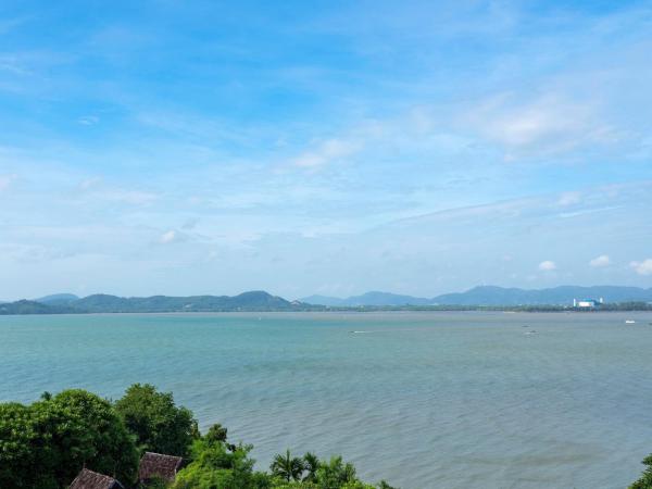 The Westin Siray Bay Resort & Spa, Phuket : photo 5 de la chambre suite 1 chambre deluxe lit king-size avec balcon - vue sur mer