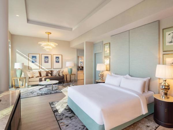 JW Marriott Hotel Surabaya : photo 3 de la chambre chairman suite - executive lounge access