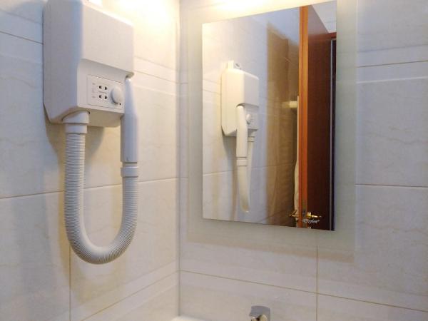 Milky Way Hotel : photo 5 de la chambre chambre double