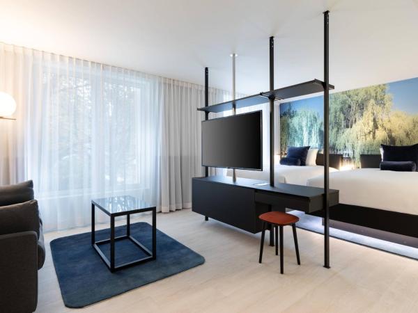 Residence Inn Ghent by Marriott : photo 3 de la chambre suite deluxe avec 2 lits doubles et canapé-lit