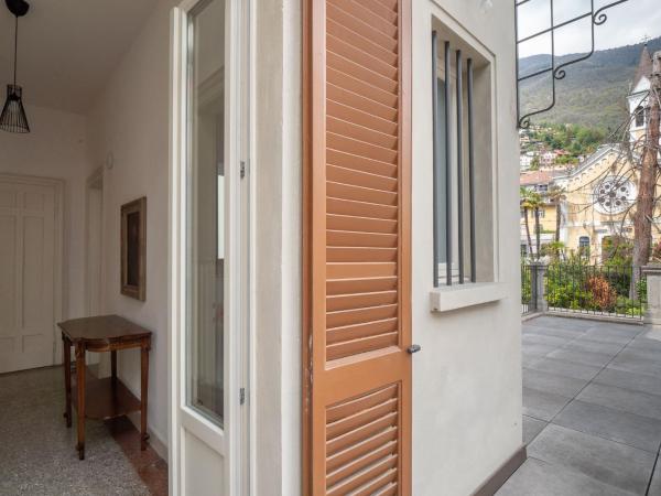 Villa by @ Home Hotel Locarno : photo 9 de la chambre chambre double deluxe avec balcon