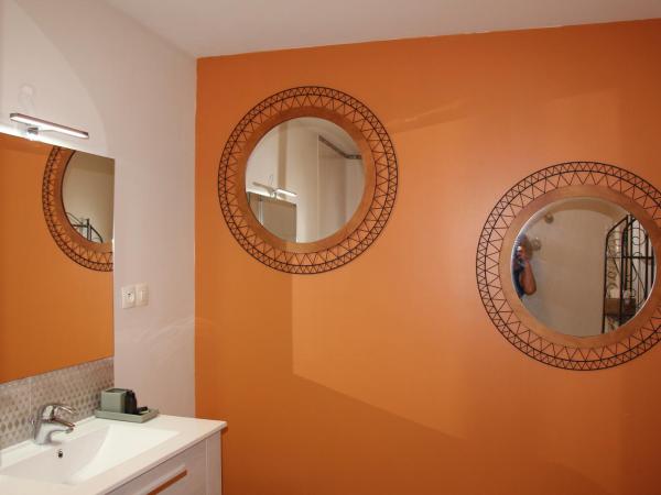 Le Clos de la Challangette : photo 7 de la chambre chambre double standard