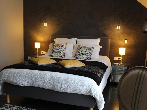 Le Clos de la Challangette : photo 4 de la chambre chambre double confort avec douche