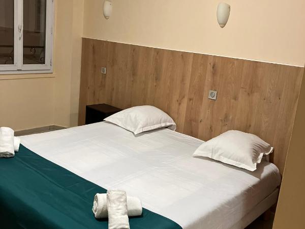 Arcotel Cannes 4 minutes du Palais des Festivals - NEW MANAGEMENT NEW TEAM - OLD REVIEVV : photo 8 de la chambre chambre double ou lits jumeaux