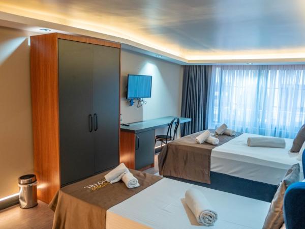 Eva Hotel : photo 9 de la chambre chambre familiale