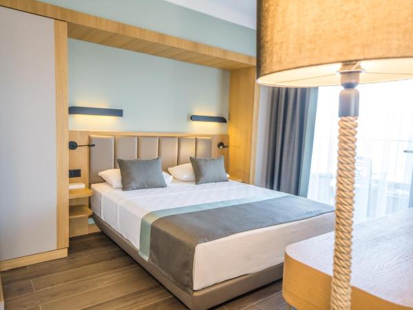 Premier Nergis Beach & SPA : photo 2 de la chambre chambre double deluxe - vue sur mer