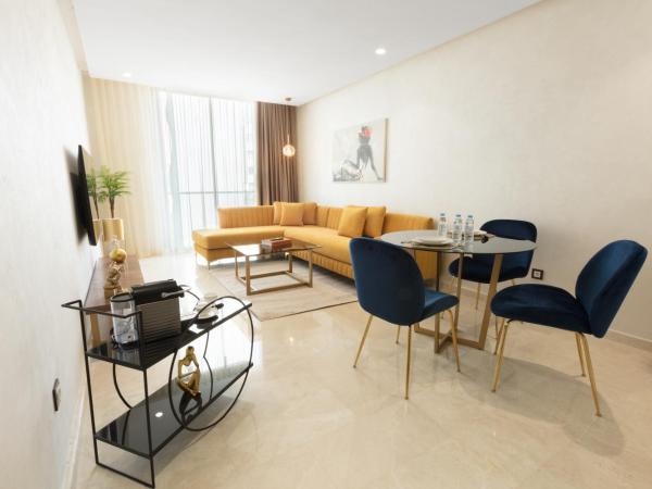 ZEN Suites Hotel Massira : photo 1 de la chambre appartement avec terrasse